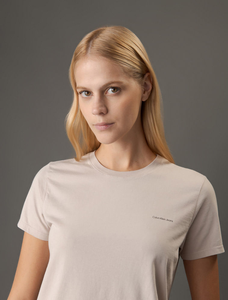 CKJF100H_0703_4-CAMISETA-CKJ-FEM-MICROLOGO-PEITO