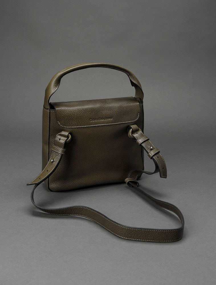 CF5OF86BL502_0684_2-BOLSA-MEDIA-CKJ-FLOATER