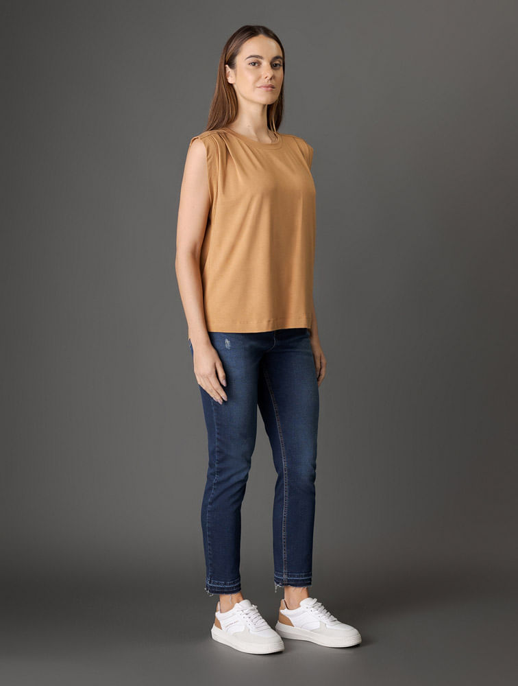 CF5OC01BS376_0749_3-CAMISETA-CKJ-FEM-PREGAS-NO-OMBRO