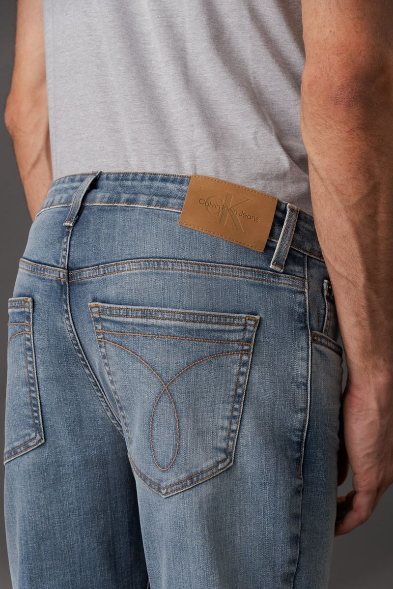 CM5OC11JS587_0585_2-CALCA-JEANS-SLIM-5-POCKETS